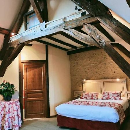 Hotel La Chaumière Aubigny-sur-Nère Esterno foto