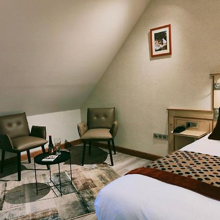 Hotel La Chaumière Aubigny-sur-Nère Esterno foto