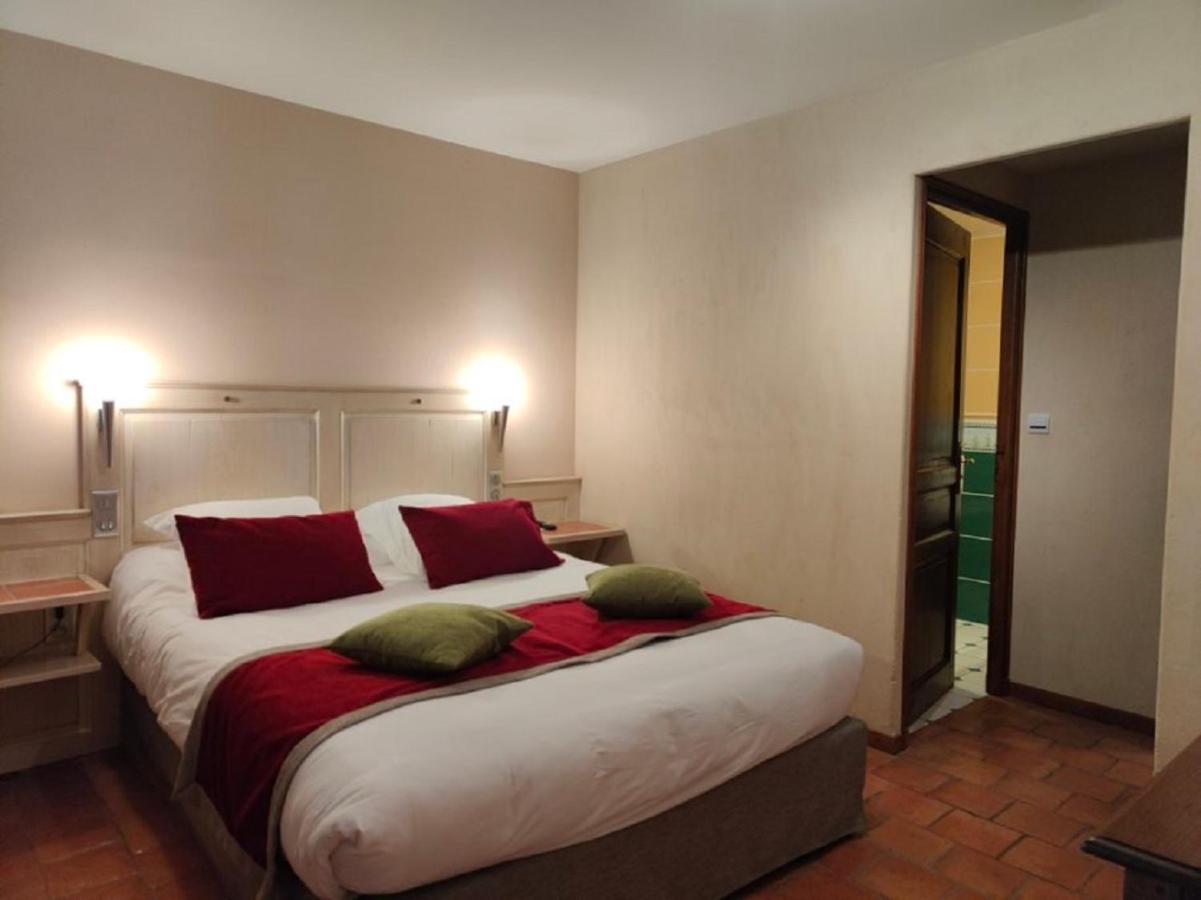 Hotel La Chaumière Aubigny-sur-Nère Esterno foto