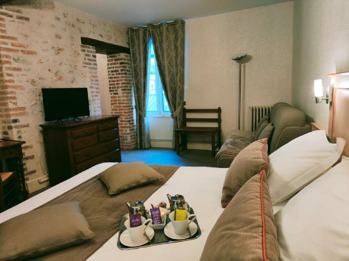 Hotel La Chaumière Aubigny-sur-Nère Esterno foto
