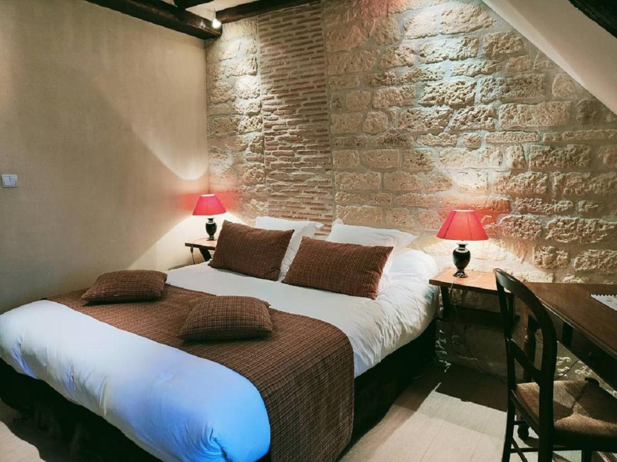 Hotel La Chaumière Aubigny-sur-Nère Esterno foto